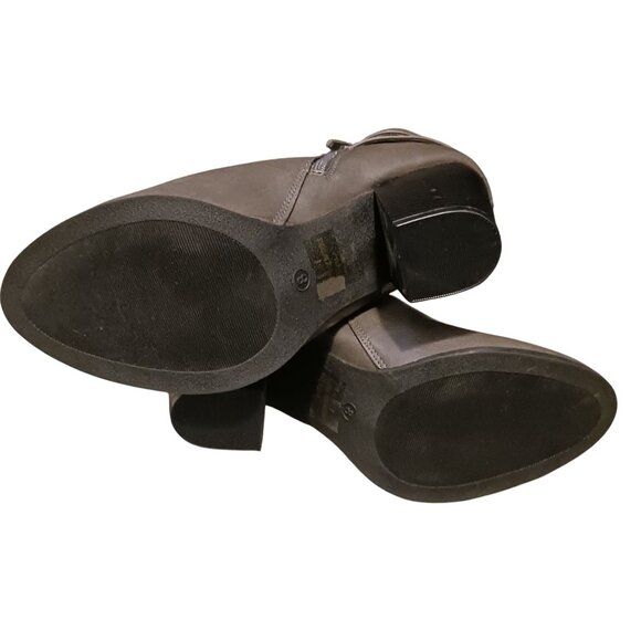 Charlotte Russe Lux Ankle‎ Booties in Gray, Size 8, Almond Toe, Buckle Detail - Picture 8 of 9